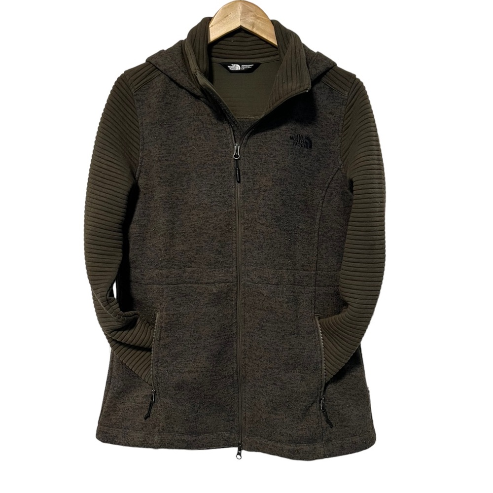 Women’s TNF North Face Indi hoodie parka in used condition!
